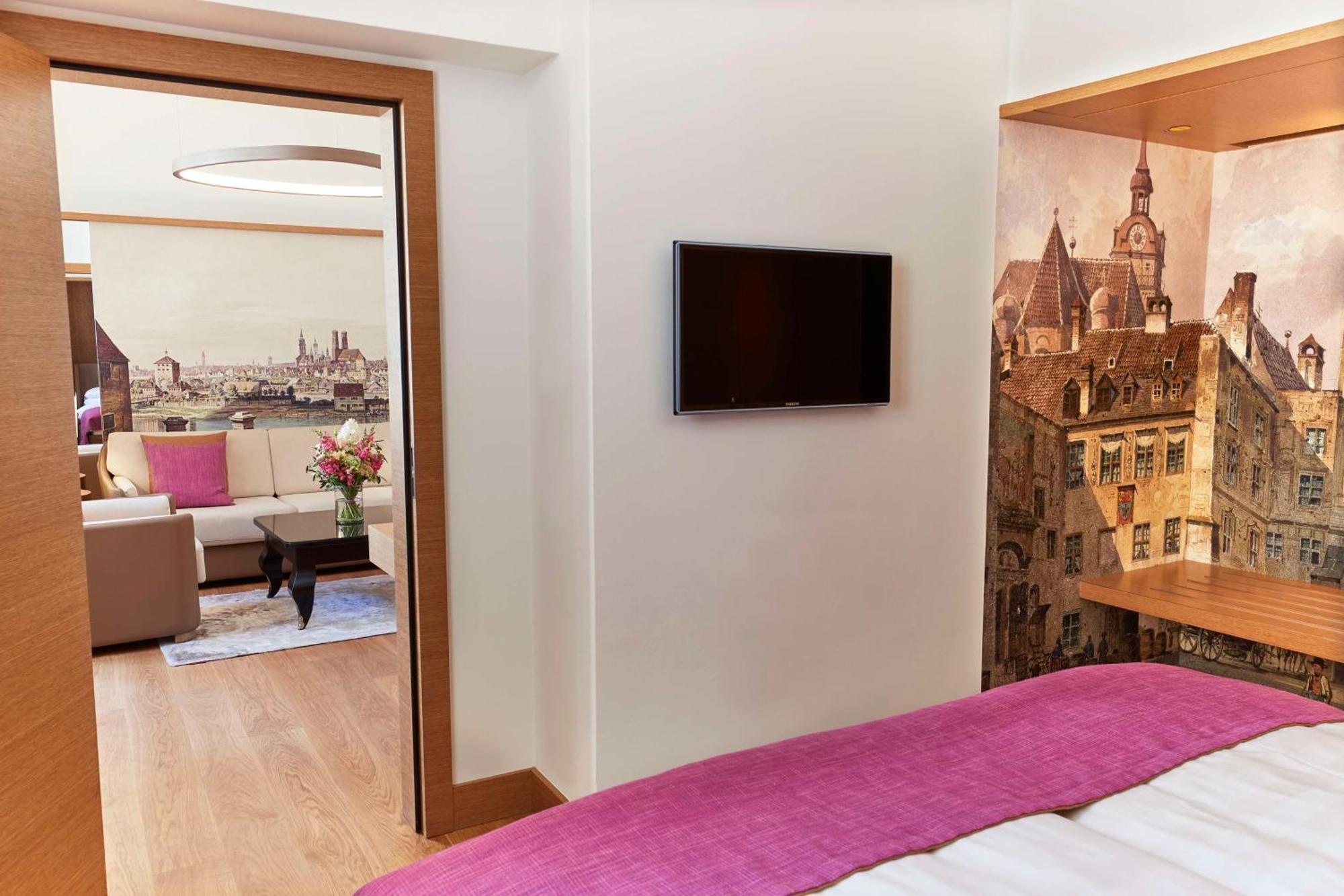 Vier Jahreszeiten Kempinski Muenchen Exterior photo A room at the hotel